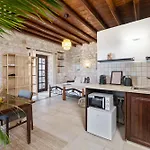Apartman Lara By Nomads Ínia